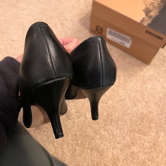Vince Camuto, black leather kitten heels, size 4 - Picture 4 of 4
